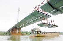 水性環(huán)氧云鐵中間漆